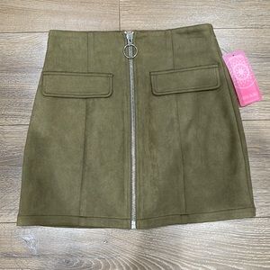 NWT zipper front mini skirt